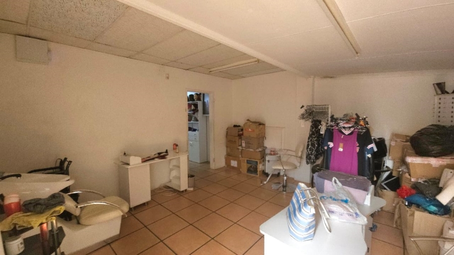 To Let Commercial Property for Rent in Schoemansville North West